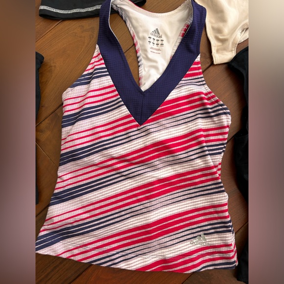 Lot tops crop, workout , bodysuit - Picture 3 of 12